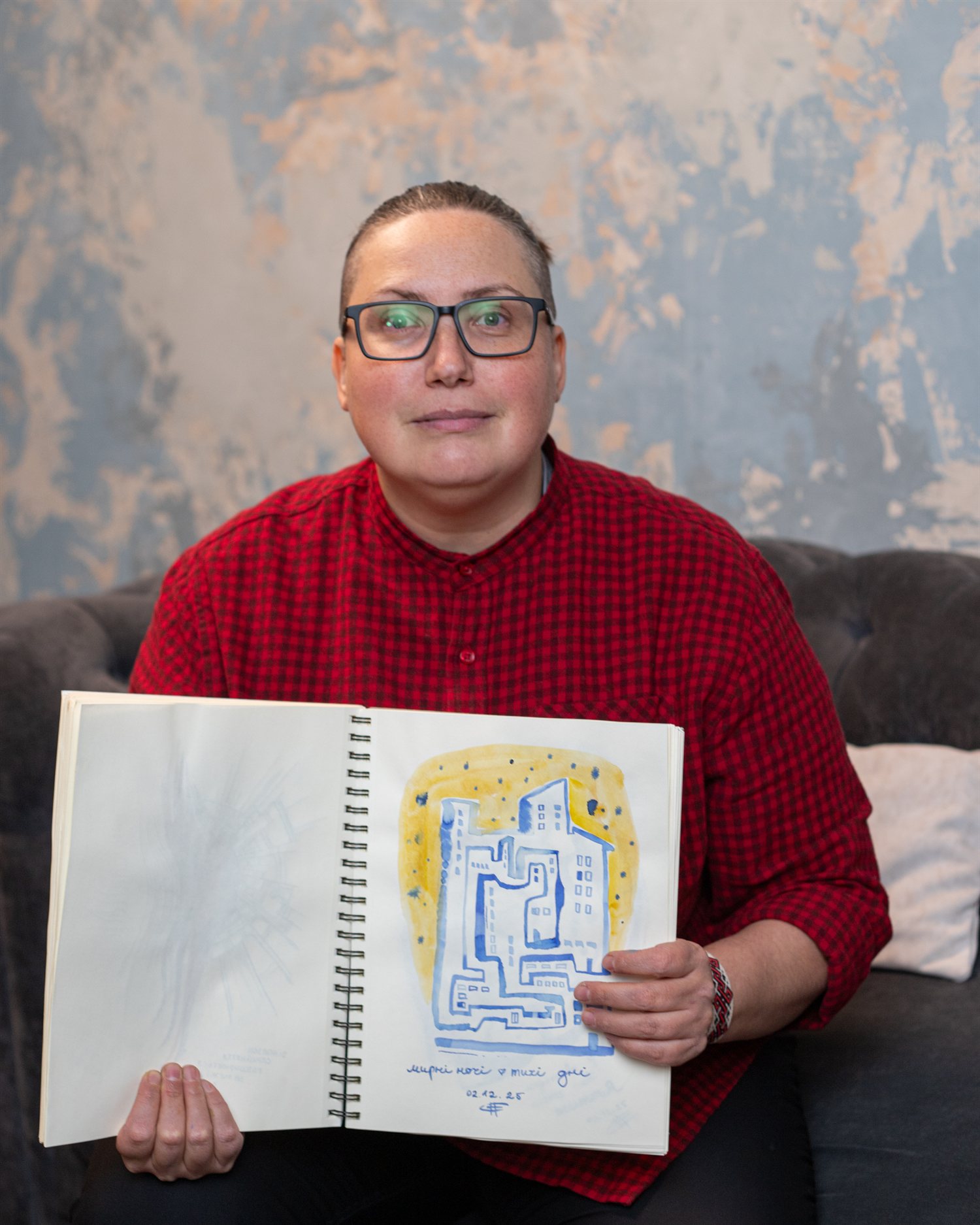 Svitlana working in her studio